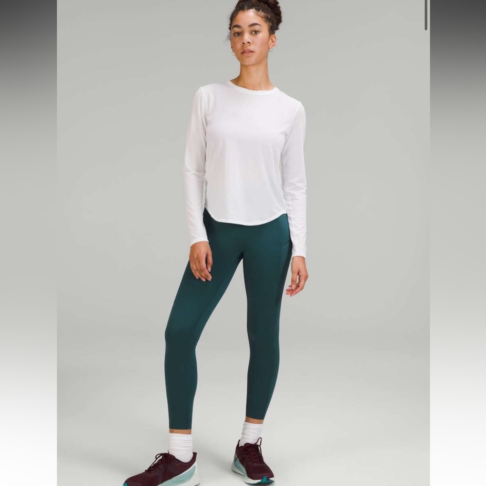 Lululemon fast and free